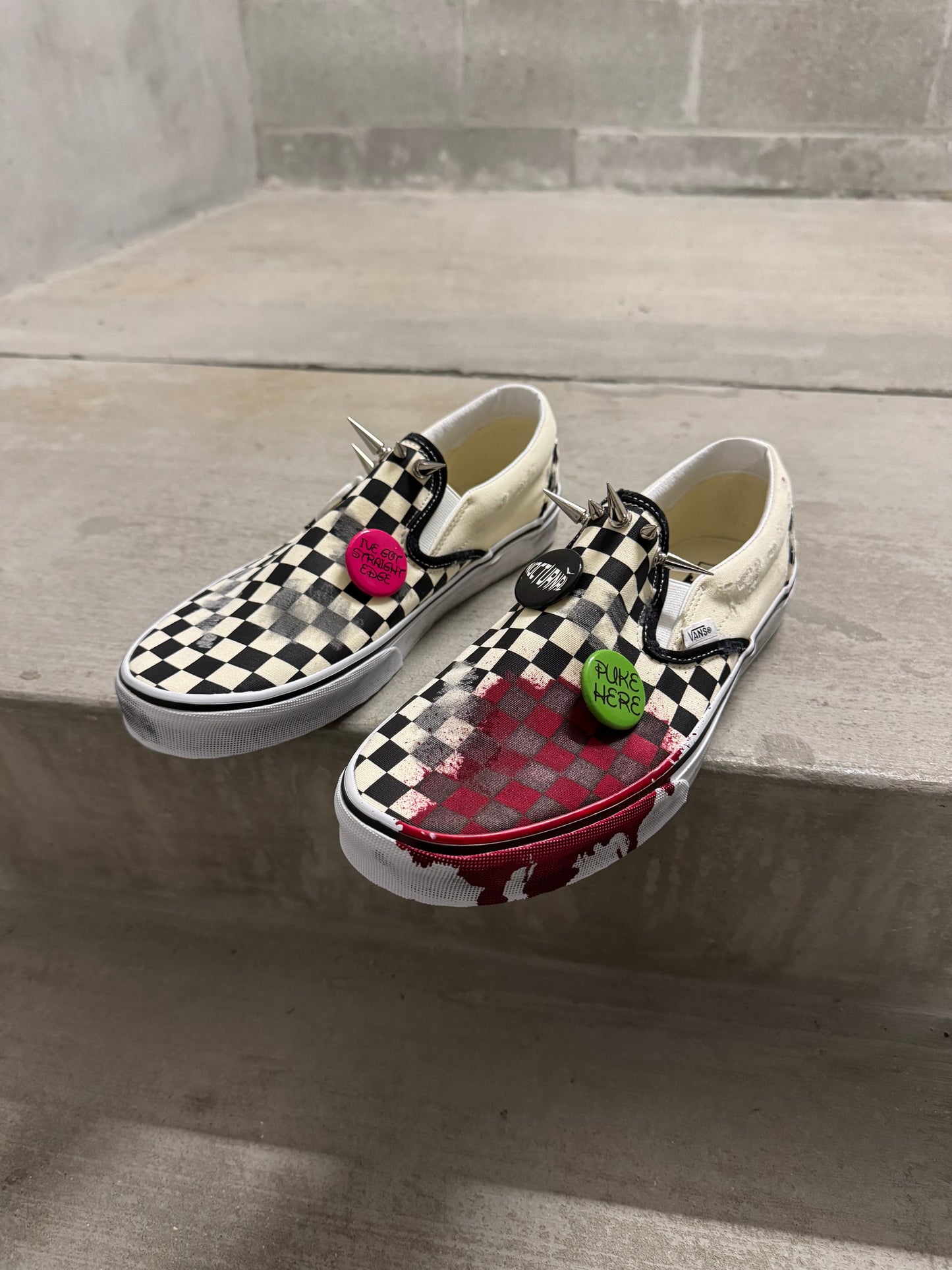 NOCTURNAL RAGER SLIP-ON VANS